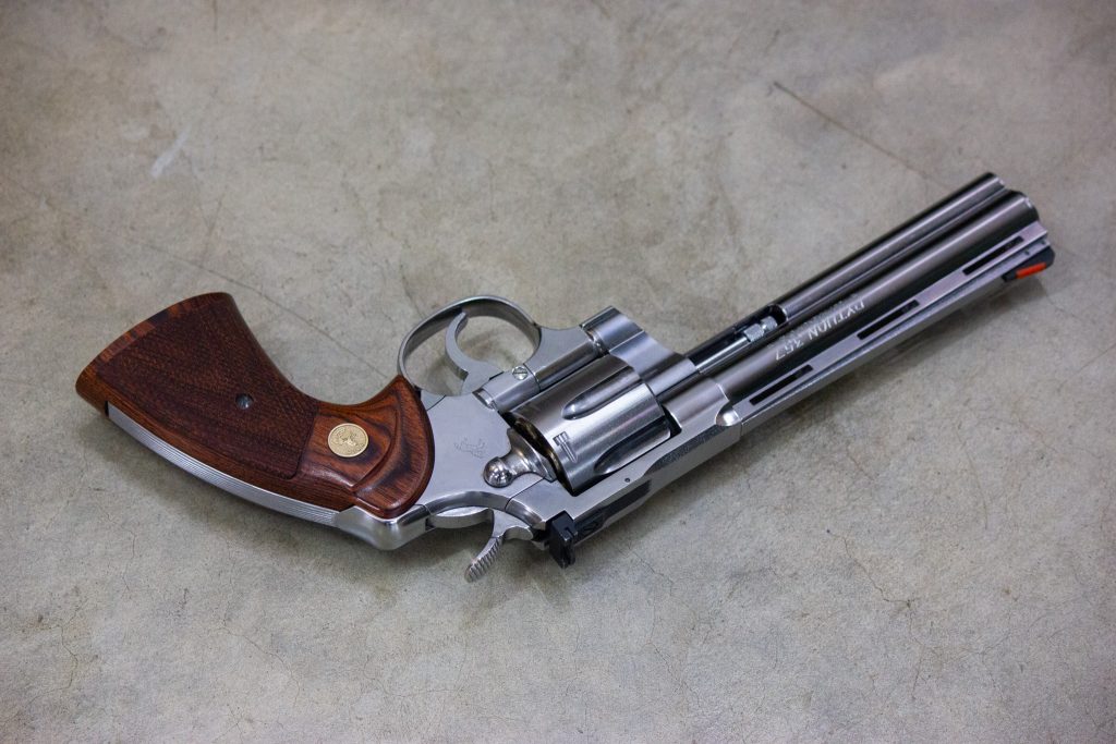 コルトパイソン.357 マグナム / タナカワークス / 木製グリップ