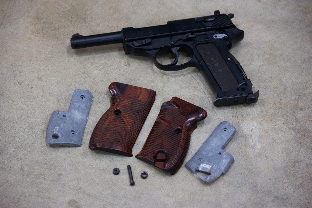 最終特価 美品 マルゼン ワルサー Ｐ38 木製グリップ付き ブローバック ワルサーP38 / マルゼン / 木製グリップ / ブラウン [AWG-1453