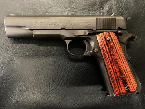 Wood Grip Government-45AUTO Smooth Brown