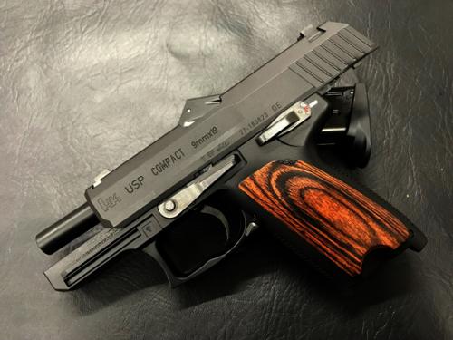 Wood grip USP Compact <Smooth / Brown>