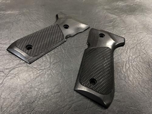 ウッドグリップ U.S.M9/M9A1 ＜チェッカー/ブラック＞