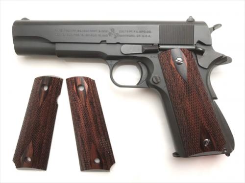 Wood Grip Government / 45 AUTO <Diamond Checker / Brown>