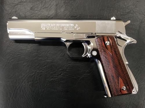 Wood Grip Government / 45 AUTO <Diamond Checker / Brown>