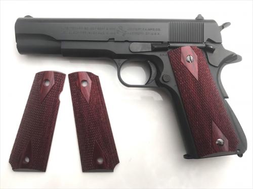 Wood Grip Government / 45 AUTO <Diamond Checker / Red>