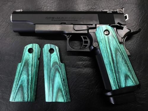 Wood grip Hi-CAPA 5.1 / 4.3 <Smooth / Green>